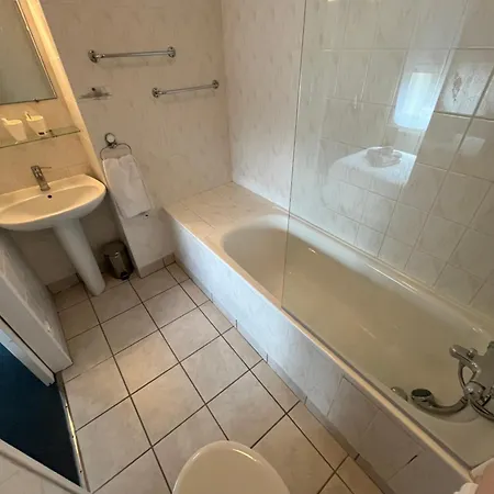 Le Clos Normand Otel 2*