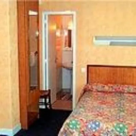 Le Clos Normand Otel Troarn